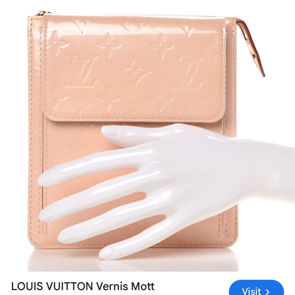 Louis Vuitton vintage vernis bag - Picture 1 of 6